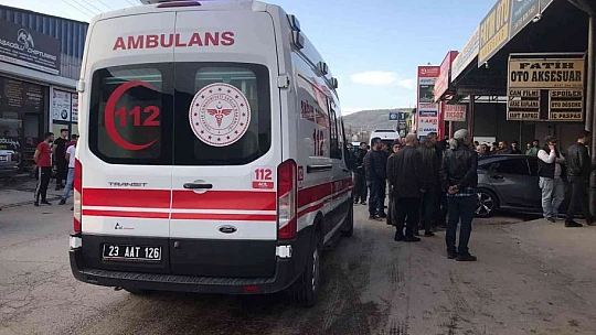 Husumetlisini silahla kafasından vurup, yanındaki kişiyi darp etti