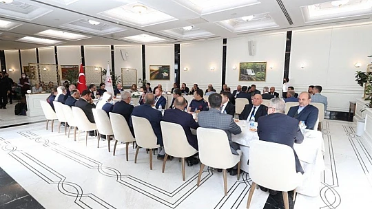 İçişleri Bakanı Soylu, Elazığ muhtarlarıyla bir araya geldi