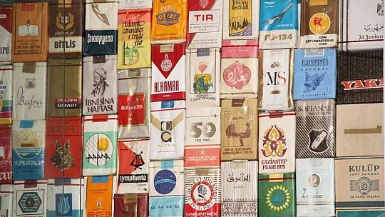 İçmediği sigaraların koleksiyonunu yapıyor