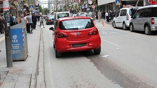 İleri Sürüş Teknikleri Uzmanı Saraç, 'Yolculuğa çıkmadan önce yoğurt, ayran gibi süt ve süt mamulleri kesinlikle tüketmemelidir'