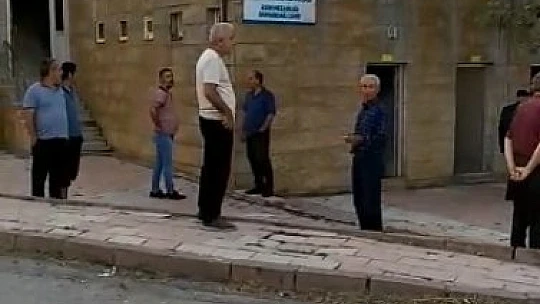 İmam camiye gelmeyince cemaat bayram namazı kılamadan geri döndü