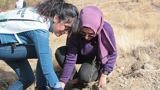 Elazığ'da Milli Ağaçlandırma Günü Coşkusu