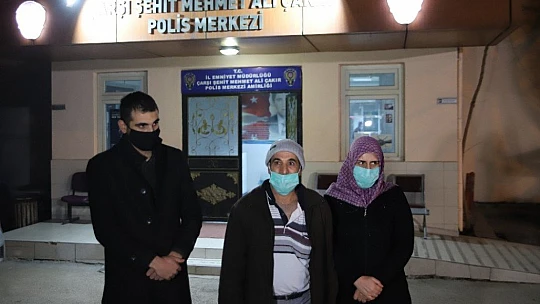 Para dolu çanta buldu, saymadan polise gitti