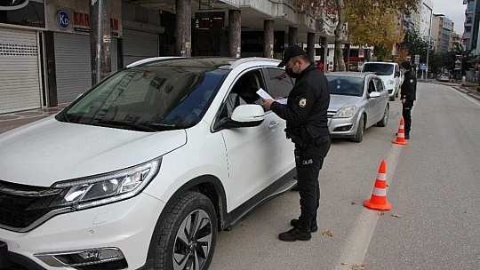 İzinsiz sokağa çıktılar, hiç birinin mazereti cezadan kurtarmadı