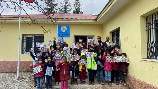 Jandarmadan çocuklara  trafik eğitimi