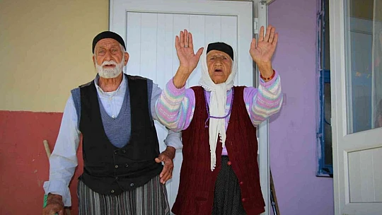 Jandarmayla yaşadığı 'bayram harçlığı' diyaloğuyla gönüllere taht kurmuştu, acı haberi geldi
