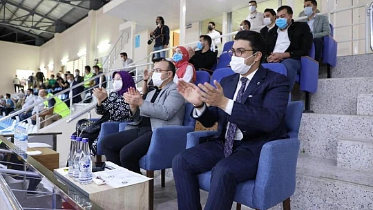 Elazığ İl Özel idare: 102 - Çankaya Üniversitesi: 105