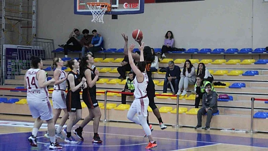 Kadınlar Basketbol Süper Ligi: Elazığ İl Özel İdare: 69 - Galatasaray: 80