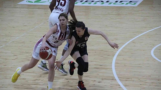 Kadınlar Basketbol Süper Ligi: Elazığ İl Özel İdare: 60 - Antalya 07 Basketbol: 67