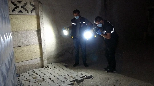 Kardeşi ve 2 yeğenini tüfekle yaraladı