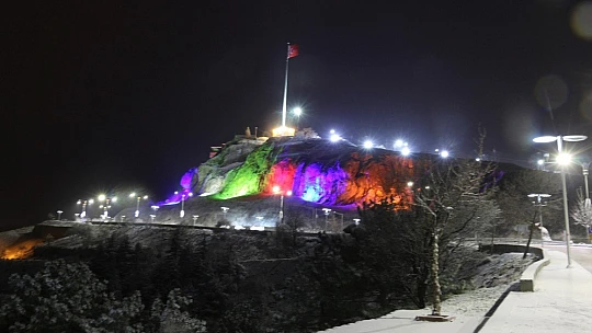 Karla kaplanan Harput'ta görsel şölen