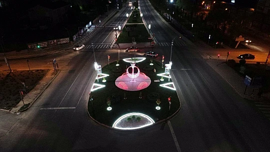 Kavşak ve Bulvarlarda Görsel Şölen