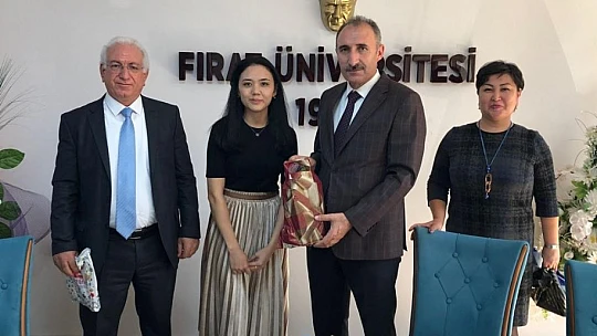 Kazakistanlı 25 öğrenci Fırat Üniversitesi'nde staj yapacak