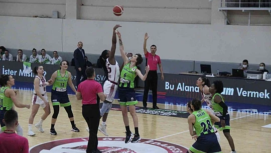 KBSL: Elazığ İl Özel İdare: 62 - Nesibe Aydın: 79