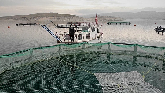 Keban Baraj Gölü'nün 'Balıkçı Annesi'