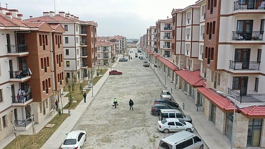 Başkanı davullu zurnalı karşıladılar