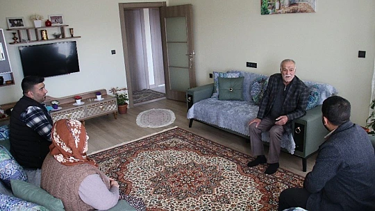 Kerpiç evlerde oturan depremzedeler, lüksü aratmayan konutlara geçti