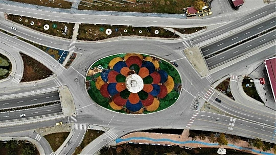 Kısıtlama ile sessizliğe bürünen Elazığ, drone ile görüntülendi