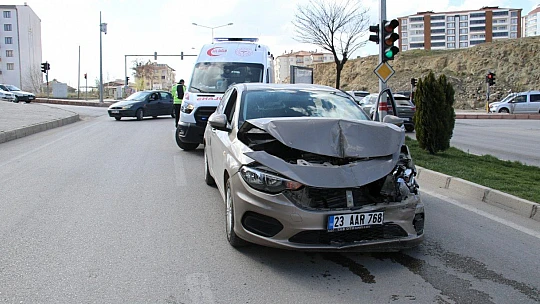Kısıtlamada kaza yaptı, hem ehliyeti gitti, hem de ceza yedi