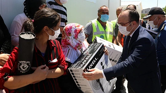 Depremzedelere Vantilatör Verildi