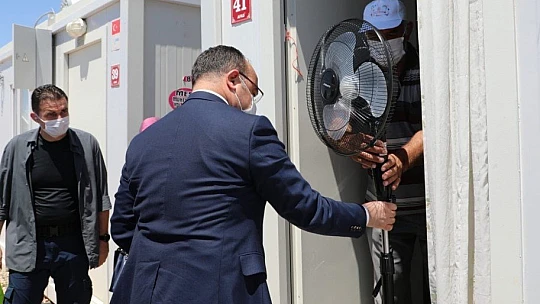 Depremzedelere Vantilatör Verildi