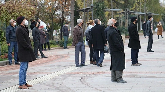 Korona unutuldu, intihara teşebbüsü vatandaşlar film gibi izledi