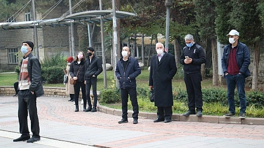 Korona unutuldu, intihara teşebbüsü vatandaşlar film gibi izledi