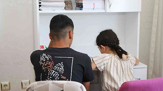 Koruyucu ailelik yaptığı yeğenlerini öz çocuklarından ayırmıyor