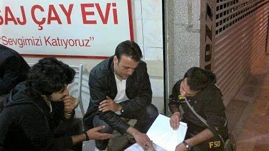 Küçük bir çay ocağında kurulan tiyatro atölyesi marka haline geldi