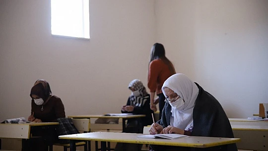 Halime nineye anlamlı hediye