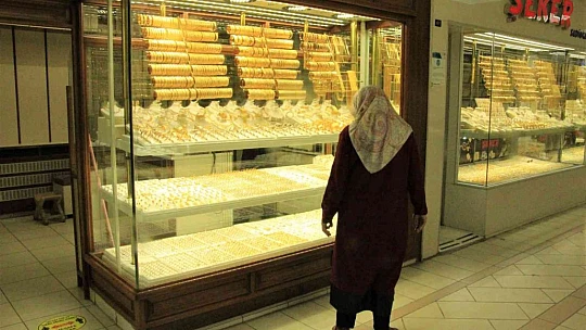 Kuyumcular ramazan sonrası düğünleri dört gözle bekliyor