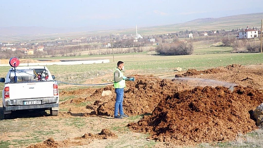 Elazığ Belediyesi'nden Larva İle Mücadele