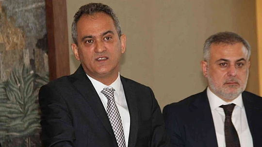 Milli Eğitim Bakanı Mahmut Özer: '364 milyonluk mevcut yatırımlara ilave olarak 1 milyarlık yatırımı Elazığ'a kazandırmış olduk'