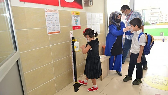 Elazığ'da Anaokulu ve İlkokul Birinci Sınıflarda Yüz Yüze Eğitim Başladı