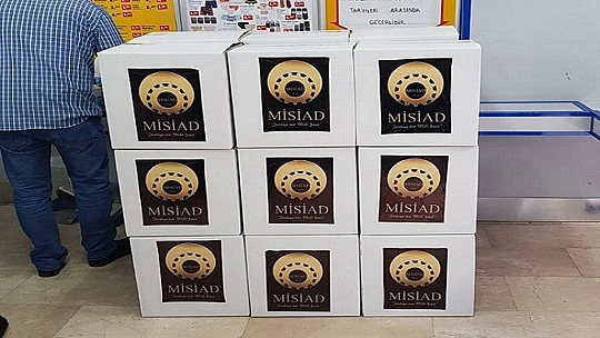 MİSİAD, ihtiyaç sahibi ailelere ramazan kolisi yardımı yaptı