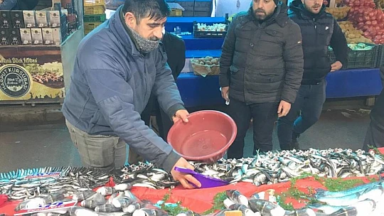 Olumsuz hava koşulları ve artan maliyetler balık fiyatlarına yansıdı