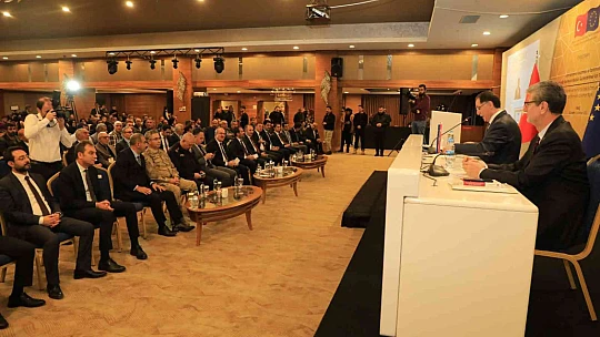 Ombudsman Malkoç Elazığlılara sistemin tarihini anlattı