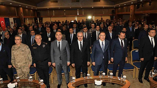 Ombudsman Malkoç Elazığlılara sistemin tarihini anlattı