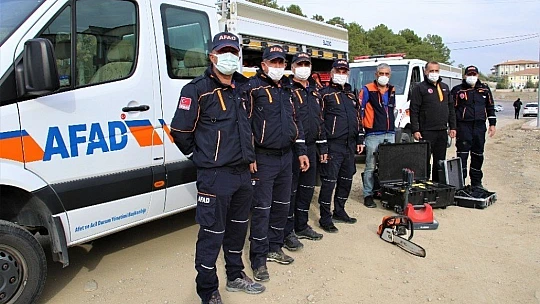 Önce Elazığ, sonra İzmir depreminde canla başla görev yaptılar
