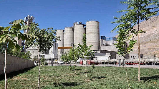 Orman Bölge Müdürü Çetiner, Seza Çimento'yu Ziyaret Etti