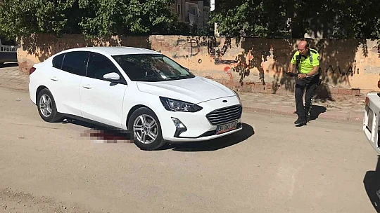 Otomobilin çarptığı 13 yaşındaki çocuk öldü