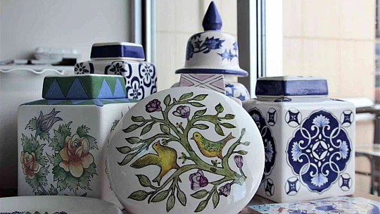 Pandemiyi fırsata çeviren kadınlar, çini ustası oldu