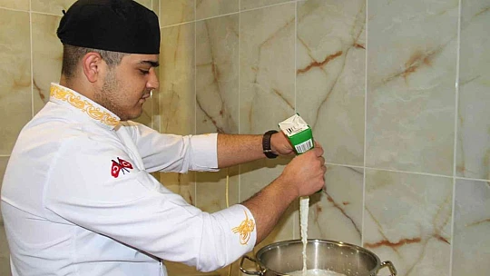 Ramazan ayının gülü tezgahlardaki yerini almaya başladı