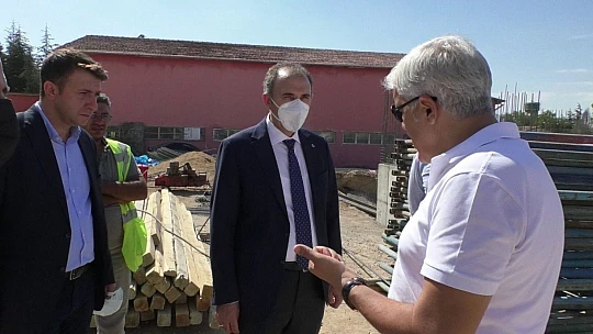 Rektör Göktaş, Diş Hekimliği Fakültesi ve Hastanesi şantiyesinde incelemelerde bulundu