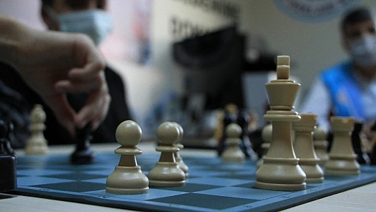 Satrançla hayata yeni hamle atmayı öğreniyorlar