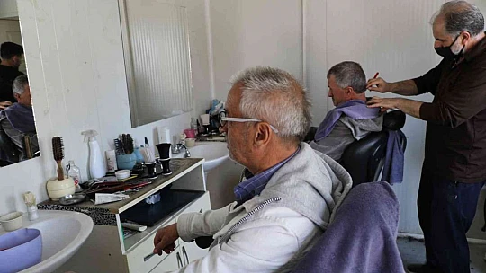 Sivrice ilçesinin bayram şekeri, kolonya ve tıraşı kaymakamlıktan