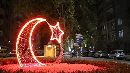 Sokağa çıkma kısıtlaması başladı, Elazığ sessizliğe büründü