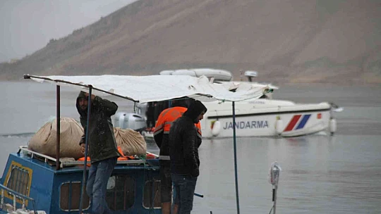 Suda kaybolan balıkçının bulunması için çalışmalar sürüyor