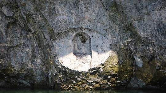 Sular çekilince Hastek Kalesi gün yüzüne çıktı