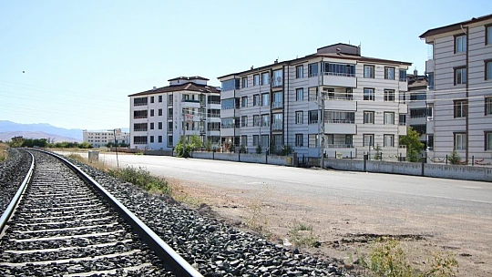 Sürücülerin aldığı riskler hemzenin geçitlerde kazaya neden oluyor